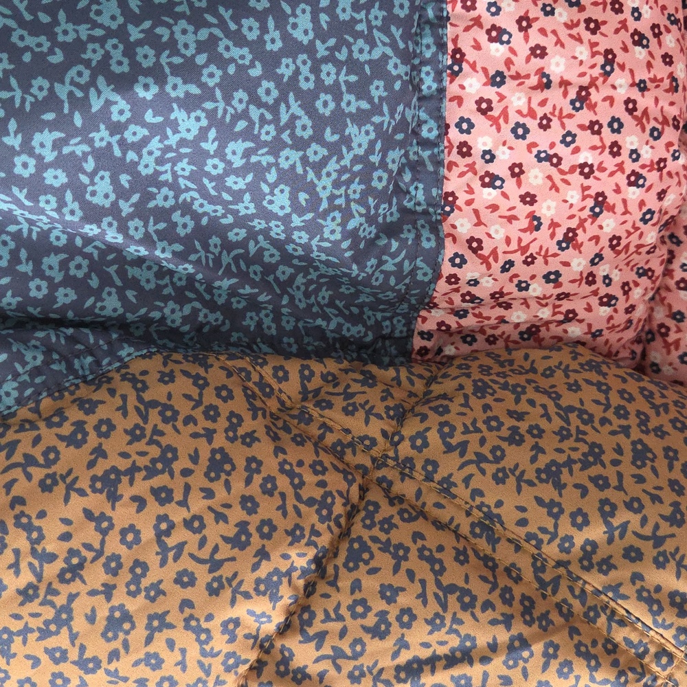 Universal Thread Multicolor Puffer Jacket - image 5